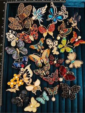Lot 30 Statement Butterfly Brooch Pin Fairy Insect Rhinestone Enamel